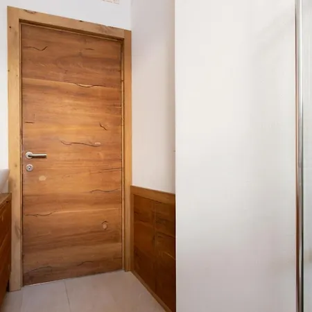 Apartment Castellazzi 14 - Marmotta *